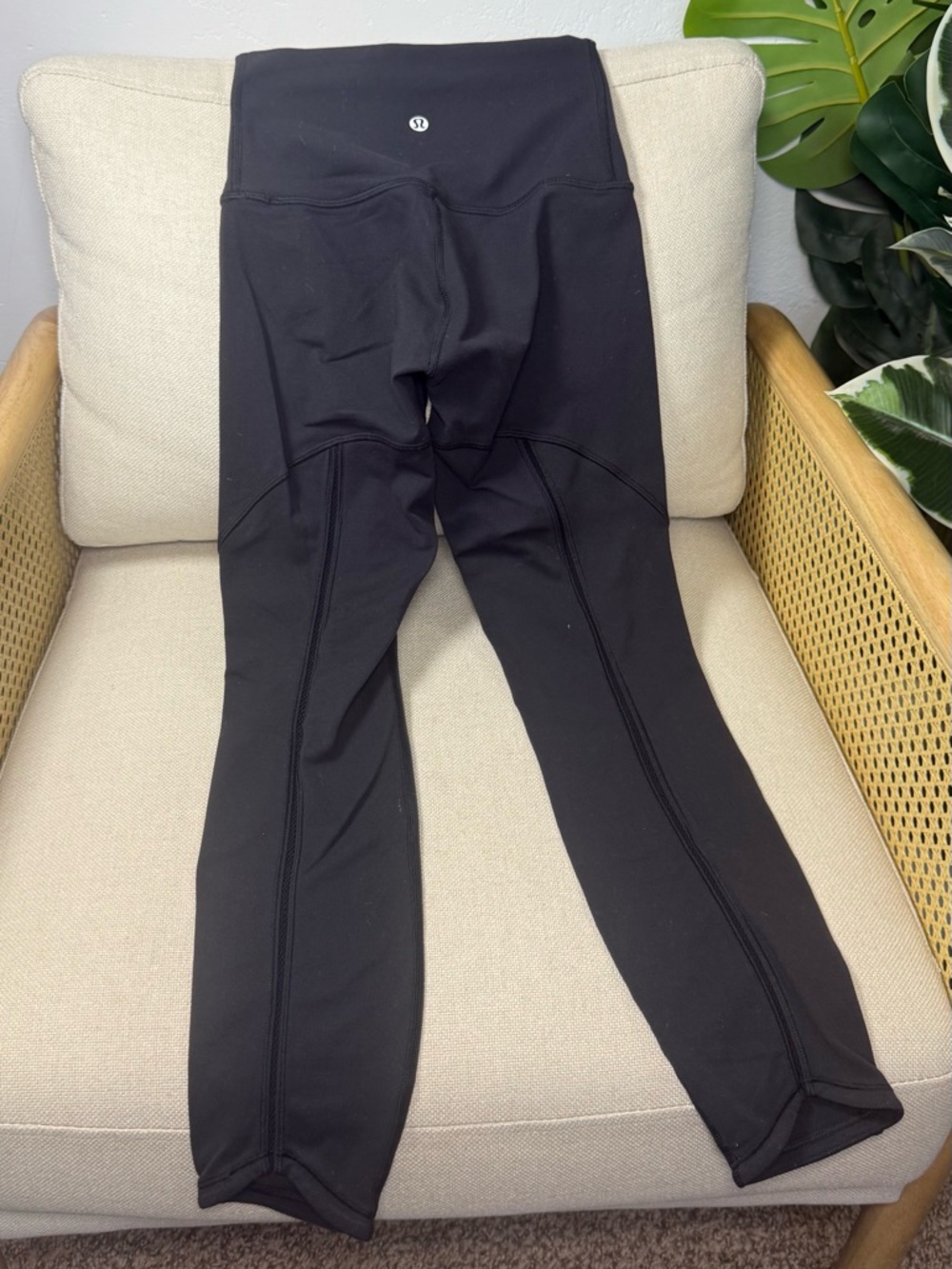 Lululemon Leggings 24”Size 2